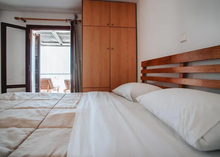 Horizon Skyrian House